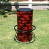 Ruby Red Bricks 1' Barhocker von Tonnen Tumult, inspiriert von roten Backsteinen.