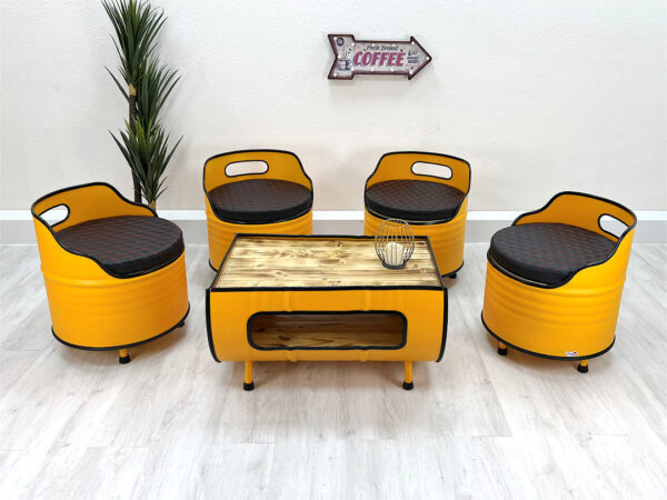 GelbeUpcycling Ölfassmöbel Sessel "Lou" mit passendem Couchtisch "Nele" und bequemen Sitzpolstern