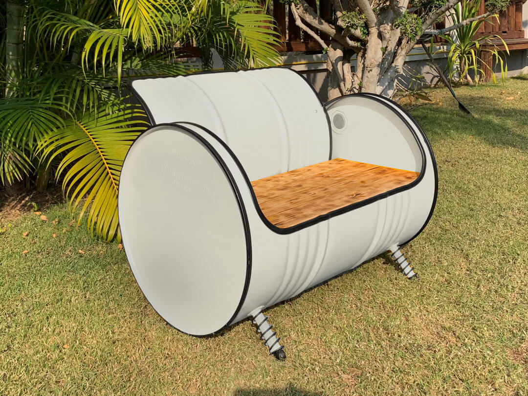 Oil drum Sofa Evi Tonnentumult
